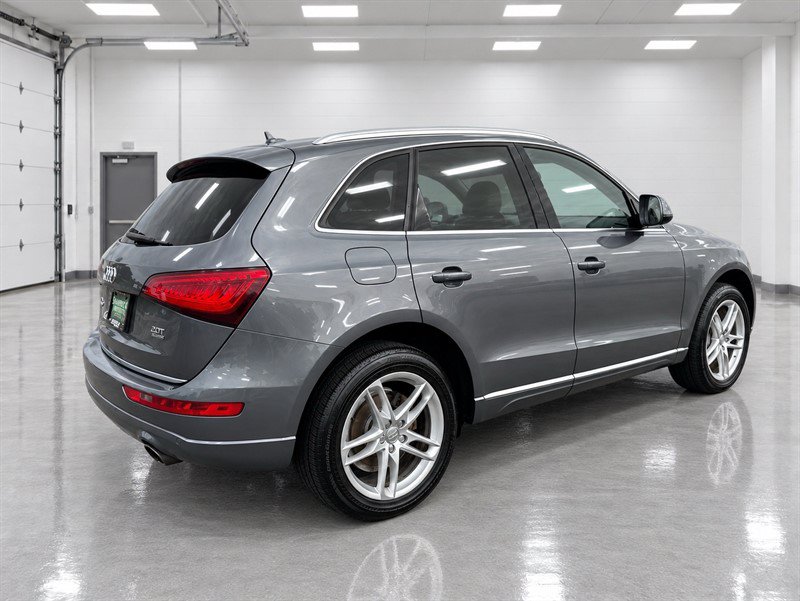 Used 2016 Audi Q5 2.0T Premium Plus w/ Technology Package AWD/4WD image 7
