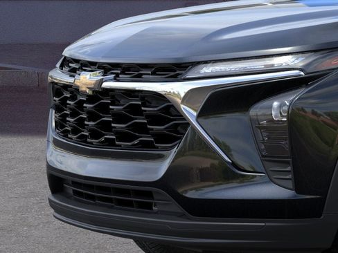 New 2026 Chevrolet Trax LS w/ LS Convenience Package FWD image 13