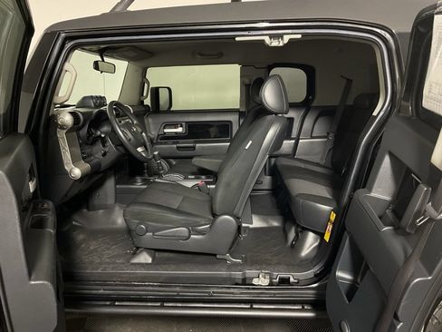 Used 2007 Toyota FJ Cruiser 4WD image 26