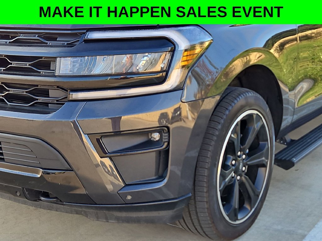 Used 2022 Ford Expedition Limited AWD/4WD image 24