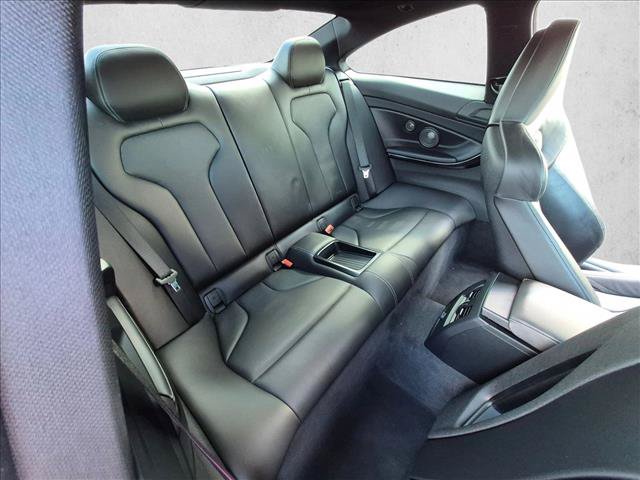 Used 2018 BMW M4 Coupe RWD image 17