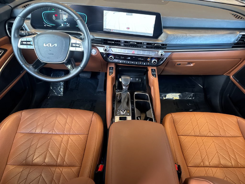 Used 2025 Kia Telluride AWD image 16