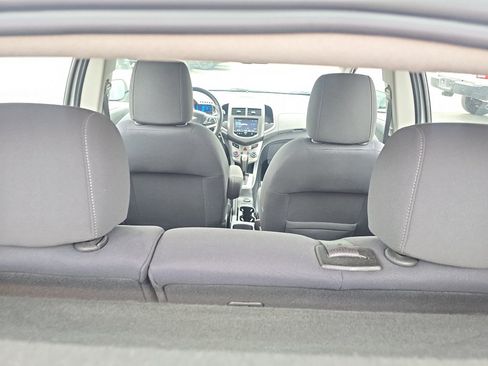Used 2016 Chevrolet Sonic LT FWD image 11