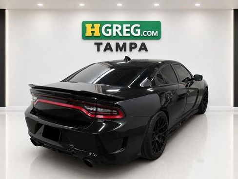 Used 2022 Dodge Charger GT RWD image 6