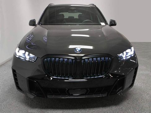Used 2026 BMW X5 xDrive50e AWD/4WD image 2