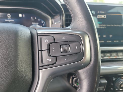 Used 2023 Chevrolet Silverado 1500 LTZ AWD/4WD image 30