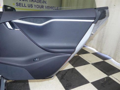 Used 2017 Tesla Model S 100D image 26