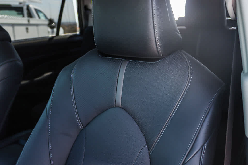 Used 2026 Toyota Grand Highlander AWD image 31