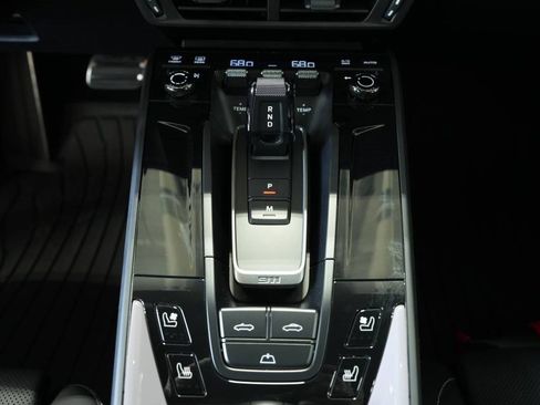 Certified 2026 Porsche 911 Carrera image 24