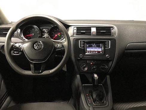 Used 2016 Volkswagen Jetta S image 21