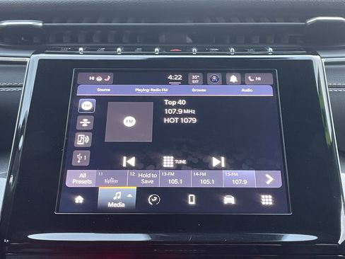 Used 2022 Jeep Grand Cherokee Altitude image 24