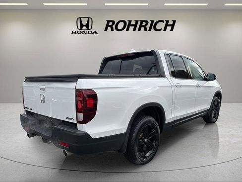 Used 2021 Honda Ridgeline Black Edition image 5