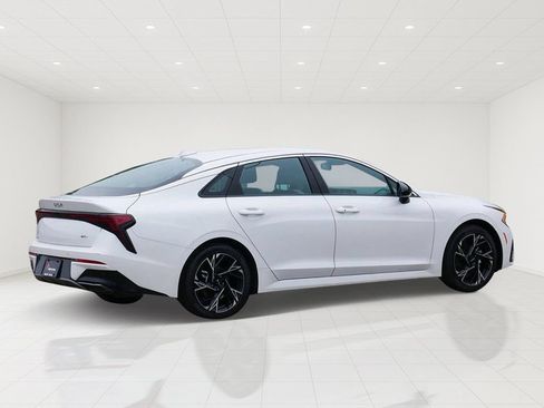 Used 2025 Kia K5 GT-Line AWD/4WD image 3