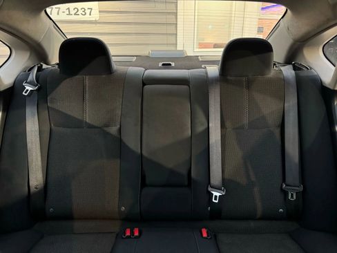 Used 2015 Nissan Sentra S image 28