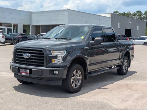 Used 2017 Ford F150 XLT w/ Equipment Group 302A Luxury AWD/4WD image 7
