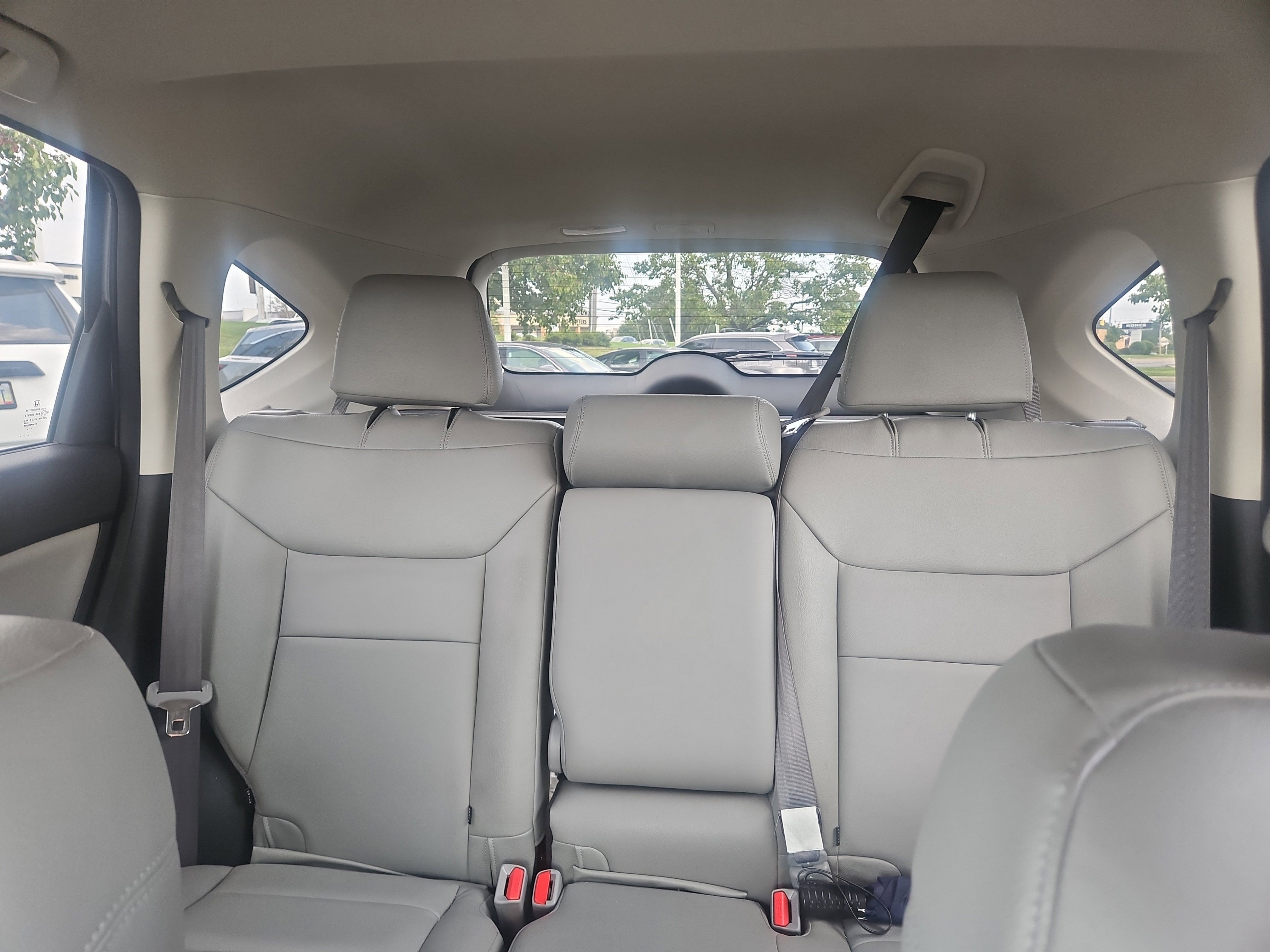 Used 2016 Honda CR-V EX image 4