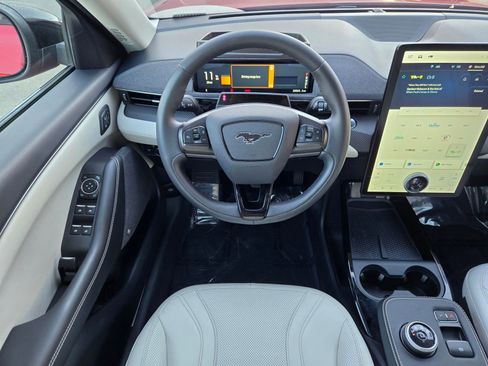 Used 2022 Ford Mustang Mach-E Premium image 14