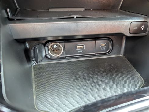 Certified 2024 Kia Soul EX w/ Option Group 015 FWD image 33