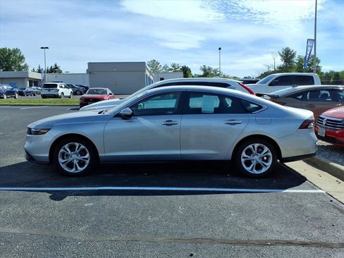 Used 2024 Honda Accord LX image 13