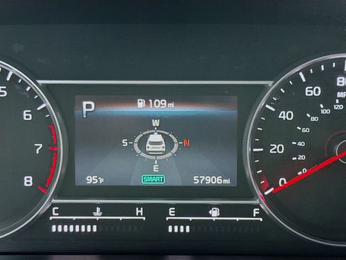 Used 2022 Kia Sorento S FWD image 8