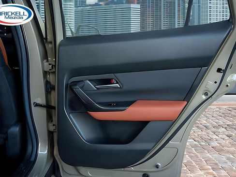 Used 2025 MAZDA CX-50 Meridian Edition w/ Apex Package AWD/4WD image 17