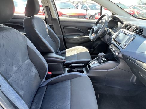 Used 2023 Nissan Versa SV FWD image 15