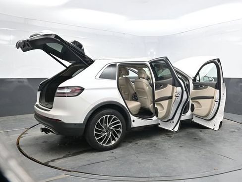 Used 2019 Lincoln Nautilus Reserve AWD/4WD image 51