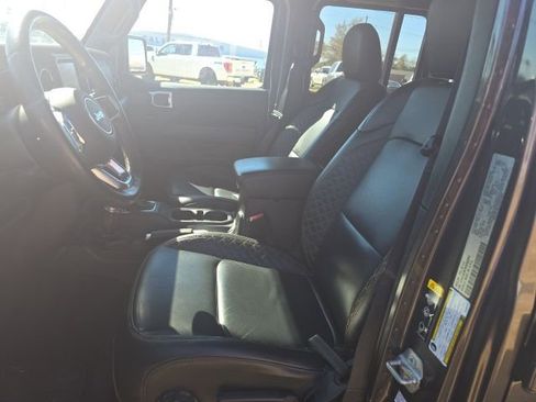 Used 2021 Jeep Wrangler Unlimited Sahara AWD/4WD image 11