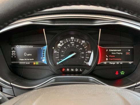 Used 2018 Ford Fusion SE w/ Equipment Group 602A FWD image 25