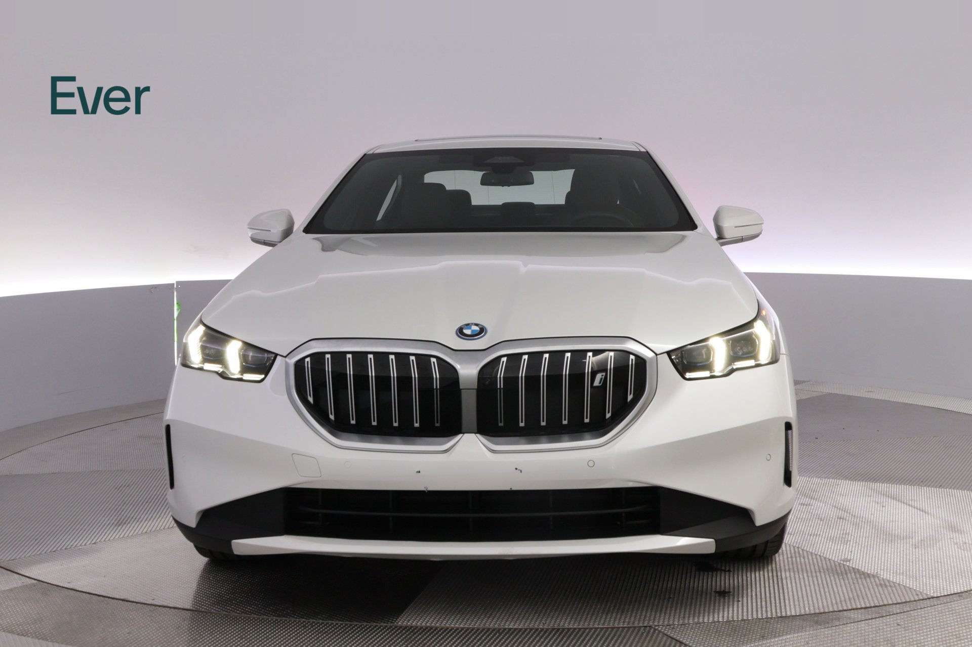 Used 2025 BMW i5 xDrive40 w/ Premium Package AWD/4WD image 12