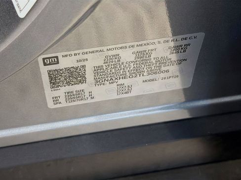 Used 2026 Chevrolet Equinox LT FWD image 35