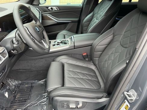 New 2026 BMW X5 xDrive50e w/ Executive Package image 19