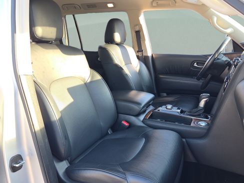 Used 2024 Nissan Armada SL w/ Captain's Chairs Package RWD image 15