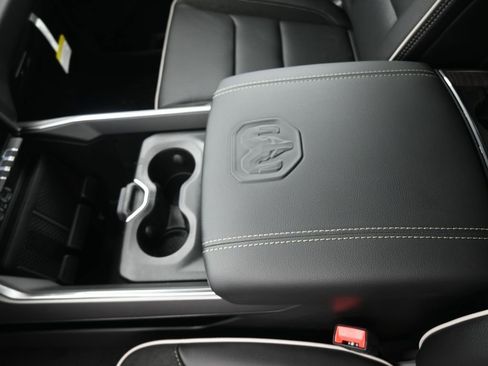 New 2026 RAM 1500 Laramie w/ Night Edition AWD/4WD image 4