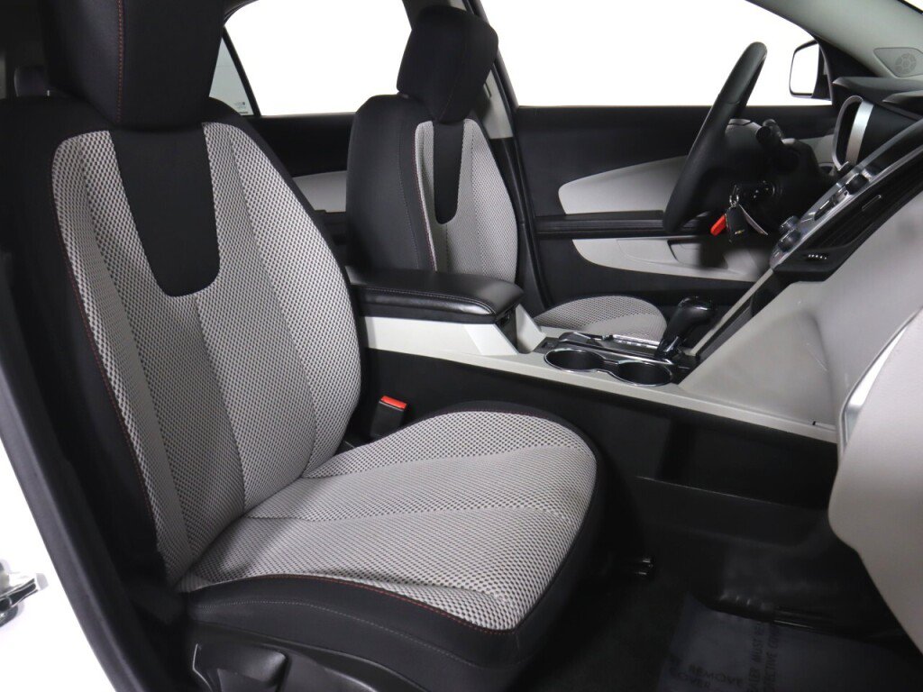Used 2017 Chevrolet Equinox LT FWD image 33