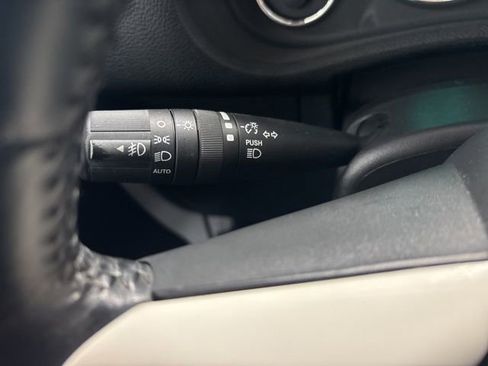 Used 2017 Jeep Wrangler Unlimited Sahara image 30