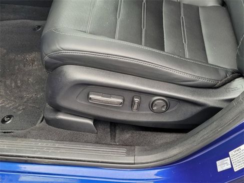 Used 2023 Honda CR-V EX-L image 14