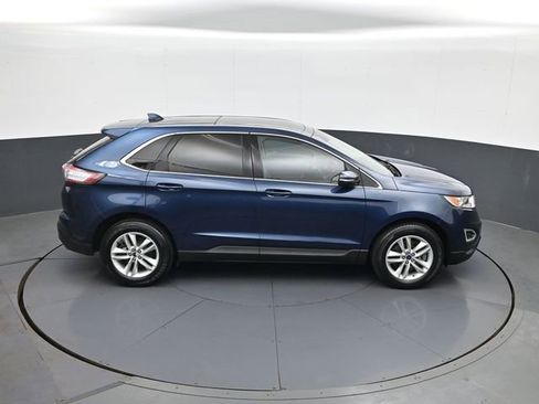 Used 2017 Ford Edge SEL w/ Equipment Group 201A AWD/4WD image 16