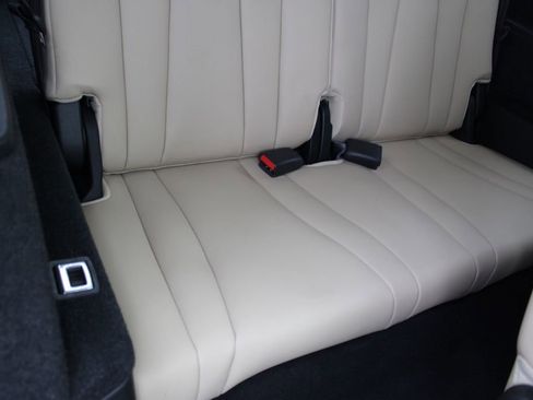 Used 2022 Acura MDX SH-AWD image 27