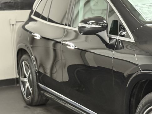 Certified 2023 Mercedes-Benz EQS 580 4MATIC SUV image 5