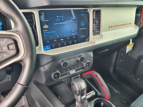 New 2025 Ford Bronco Heritage Edition AWD/4WD image 23