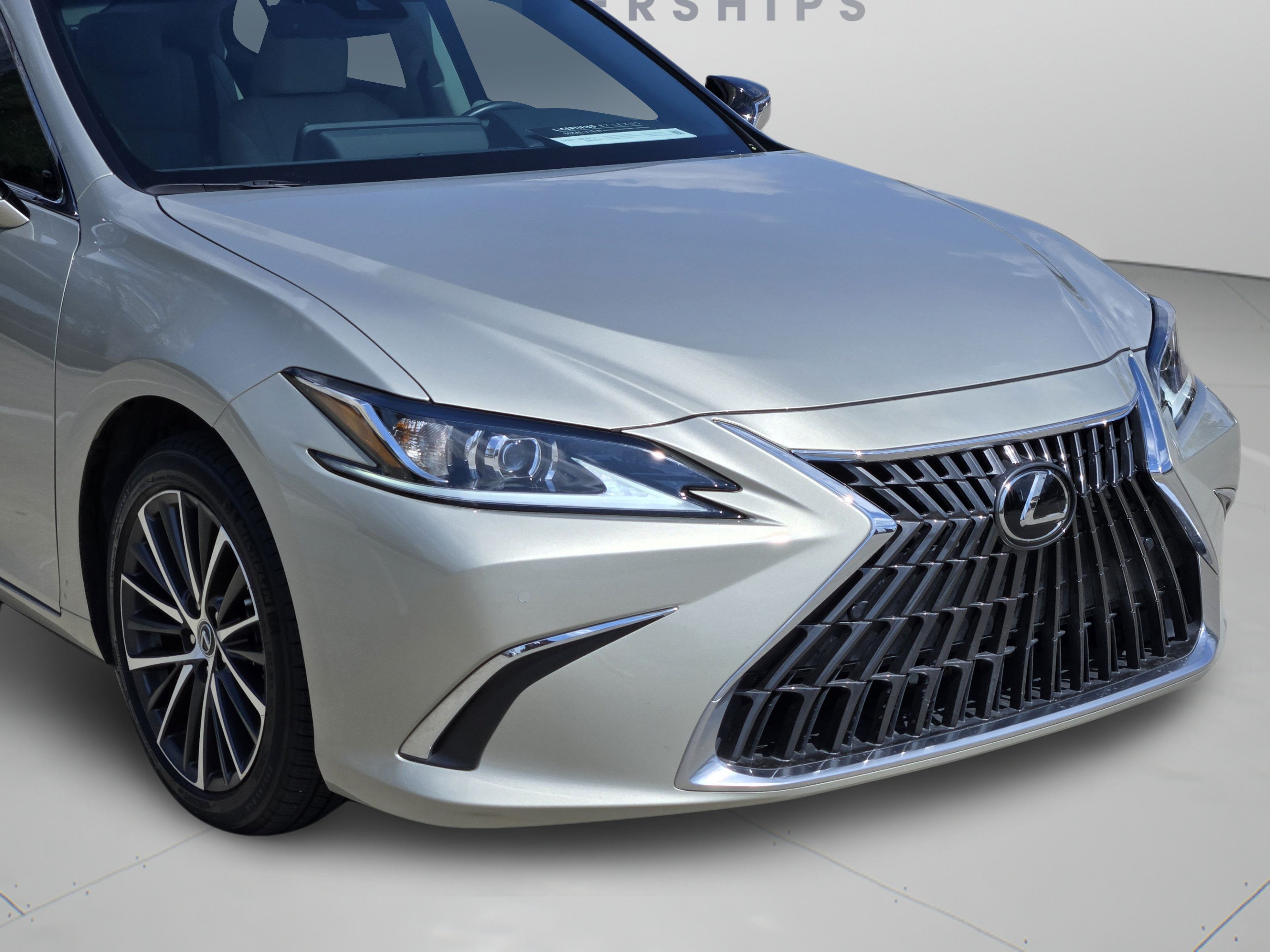 Certified 2025 Lexus ES 350 w/ Premium Package FWD image 33