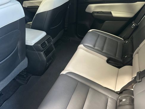 Used 2024 Honda Prologue Touring image 27