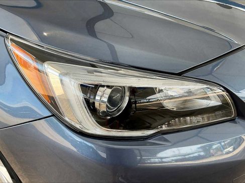 Used 2017 Subaru Outback 2.5i Premium image 27