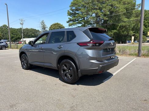 Certified 2026 Nissan Rogue SV w/ Cold Weather Package AWD/4WD image 7