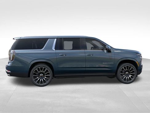 New 2026 Chevrolet Suburban High Country AWD/4WD image 40