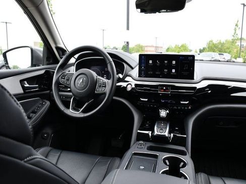Certified 2026 Acura MDX FWD w/ Technology Package image 16