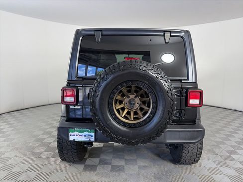 Used 2019 Jeep Wrangler Unlimited Sport S AWD/4WD image 6