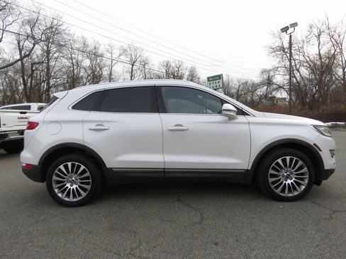Used 2017 Lincoln MKC Reserve w/ Lincoln MKC Climate Package image 4