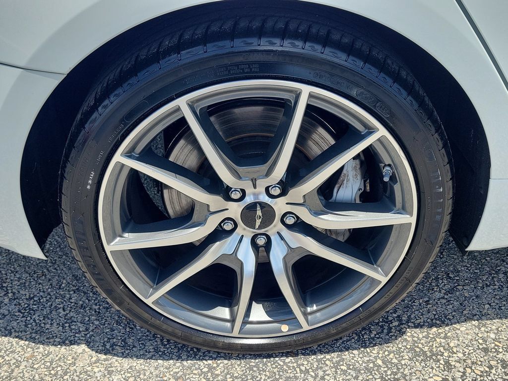 Used 2026 Genesis G70 2.5T RWD image 5